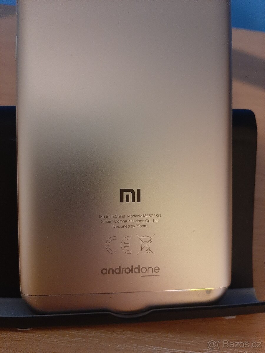 Xiaomi Mi A2 Lite (M1805D1SG) - 4