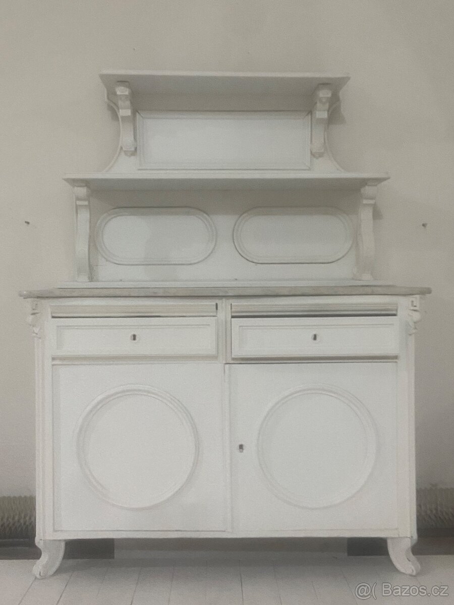 Historická repasovaná komoda s nádstavcem - 4