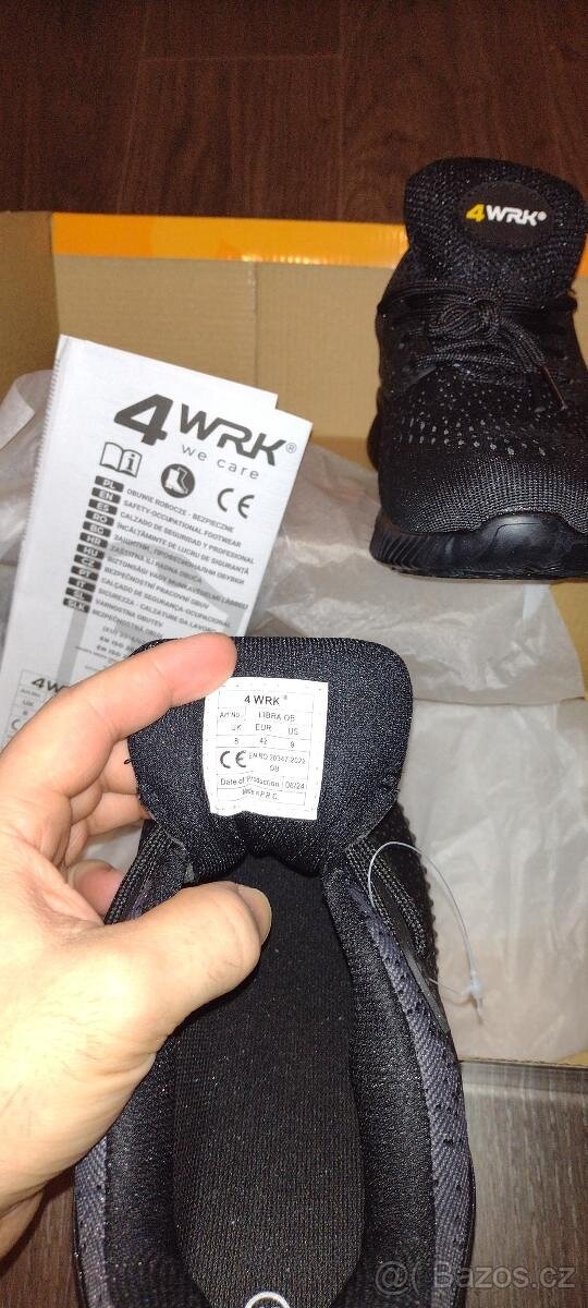 SPORTOVNÍ PRACOVNÍ POLOBOTKY SE ŠPIČKOU PRODYŠNÉ VELMI LEHKÉ - 4