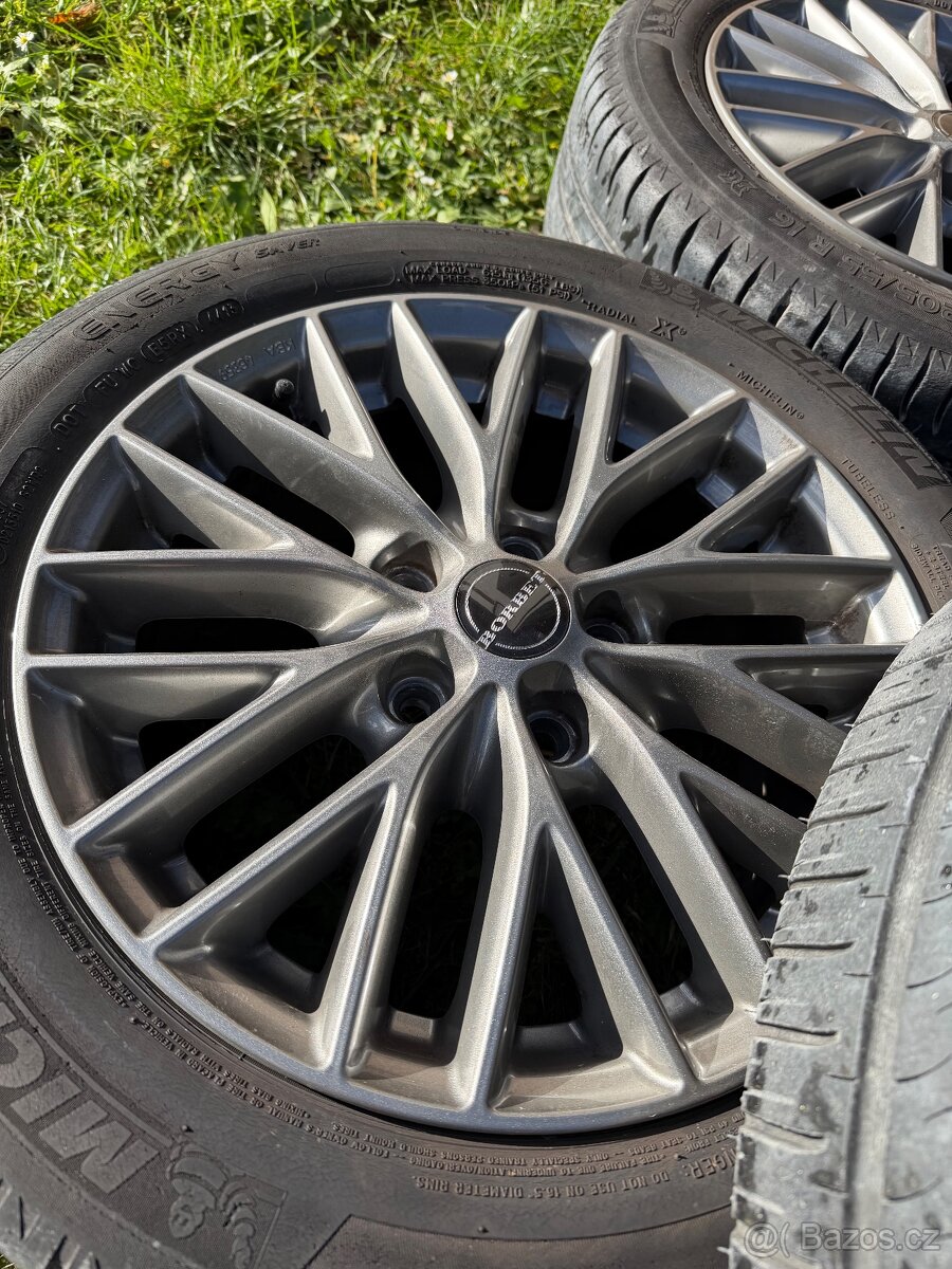 ALU kola Borbet 5x112 205/55R16 - 4