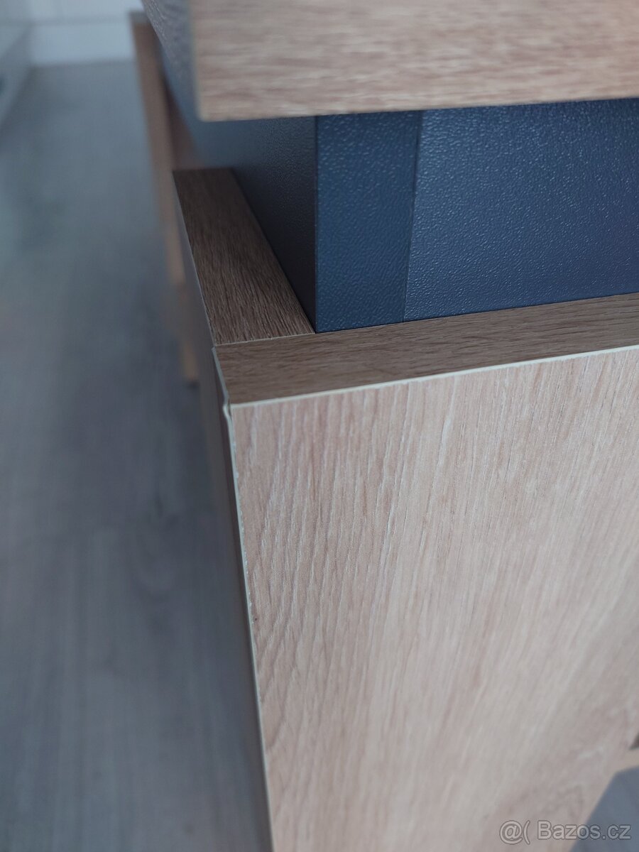 Prodám konferenční stolek - 4