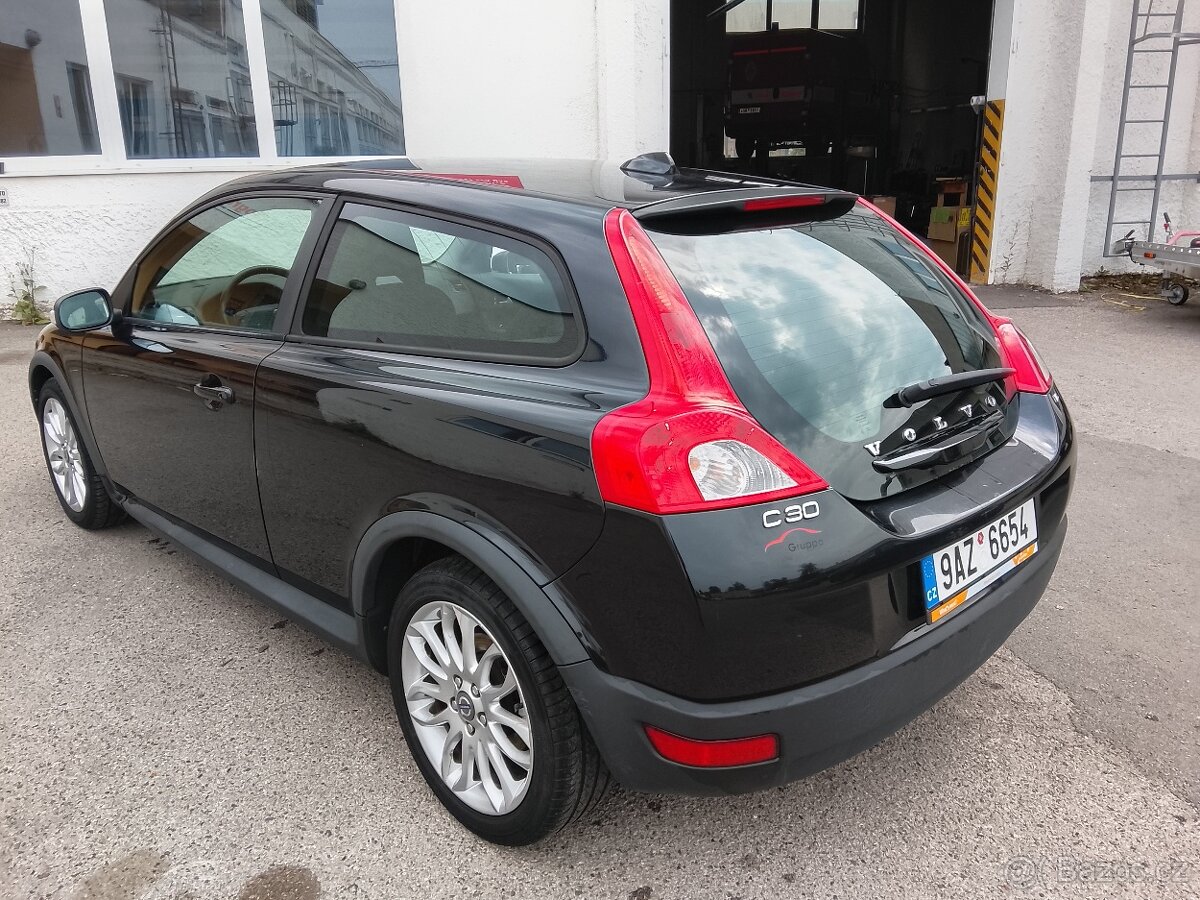 Volvo C30 1,6 Momentum - 4