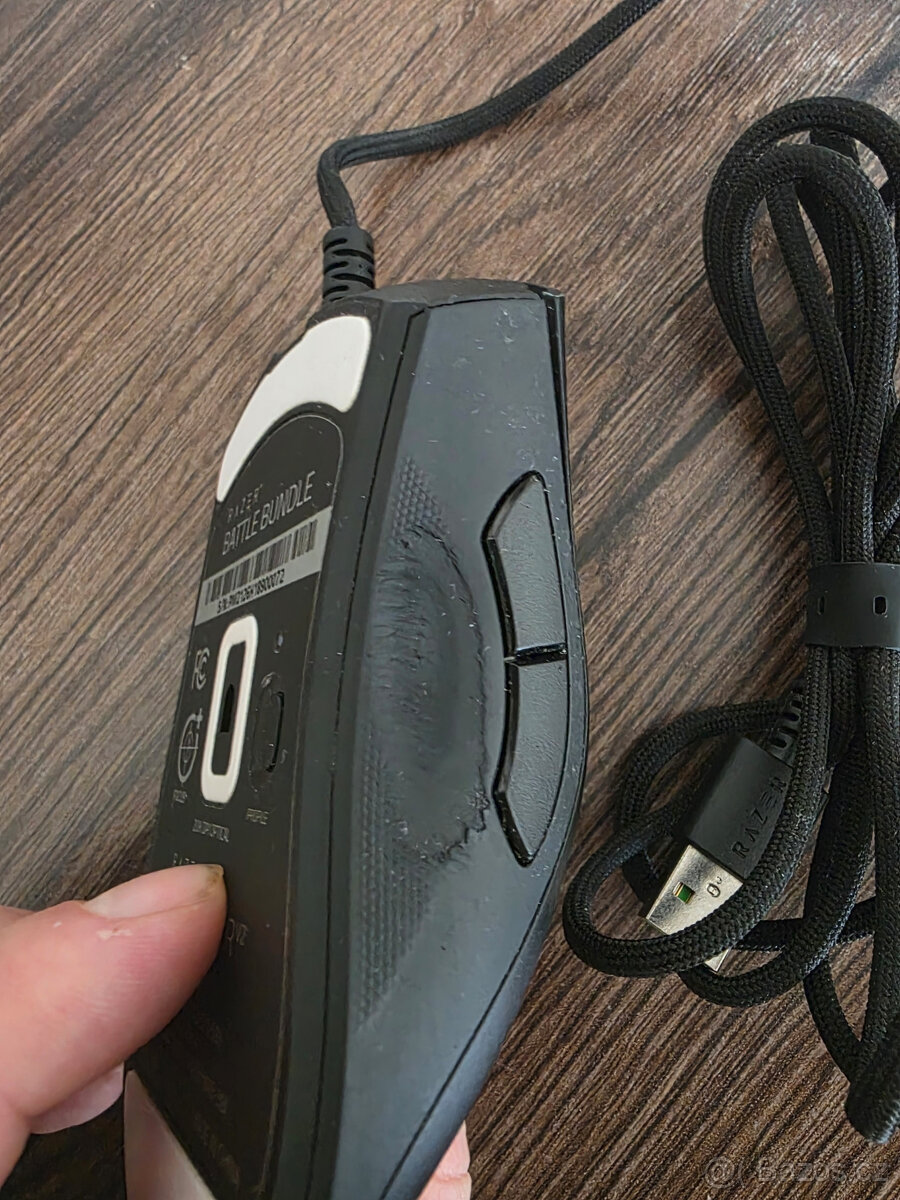 Herní myš Razer Deathadder V2 - 4