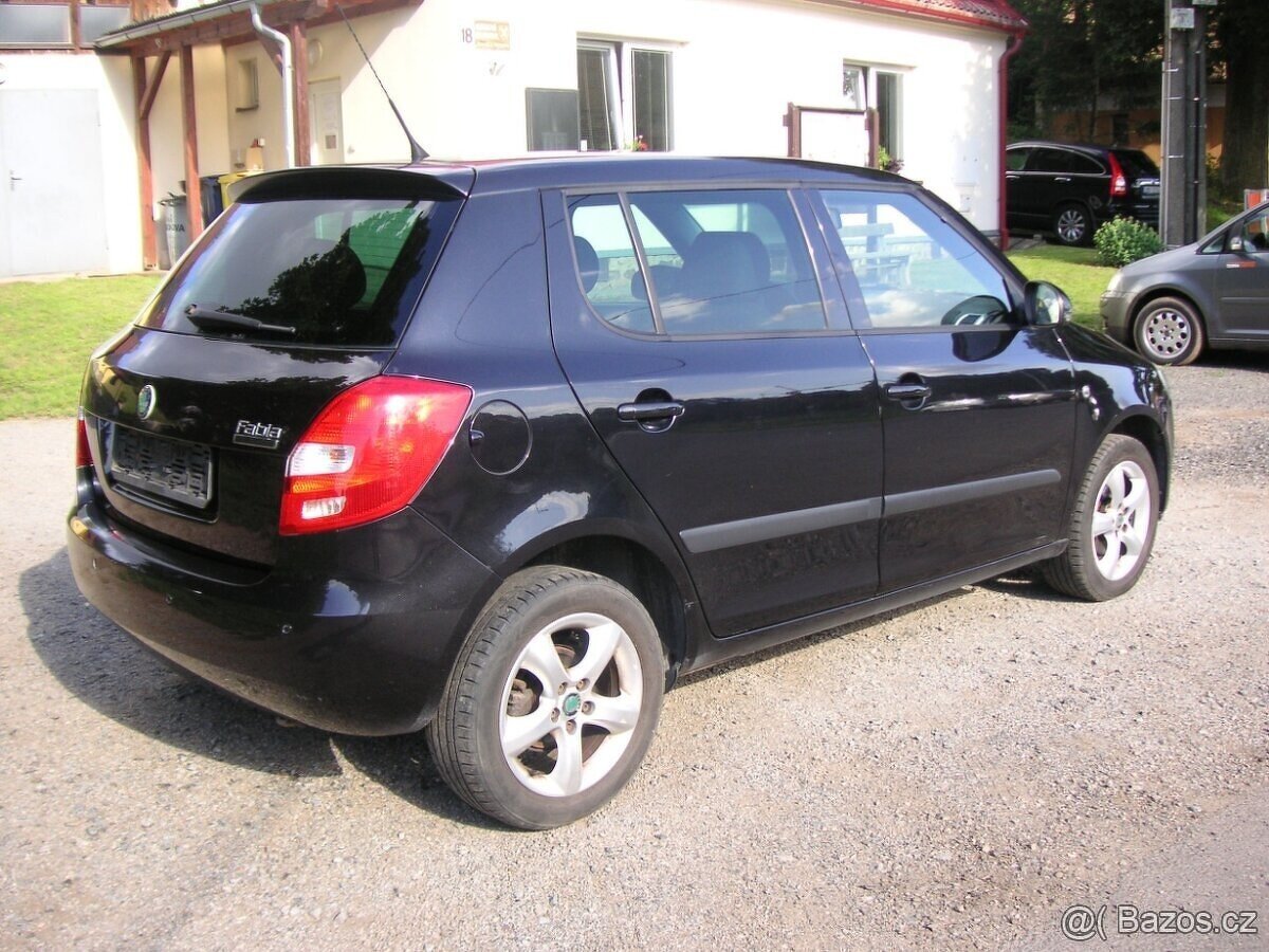 Škoda Fabia 2 1.4i 16V - Serviska - 4