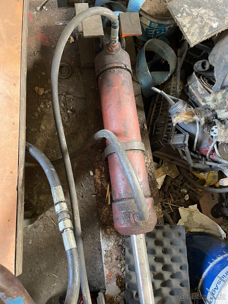 Štípačka na dřevo - 4