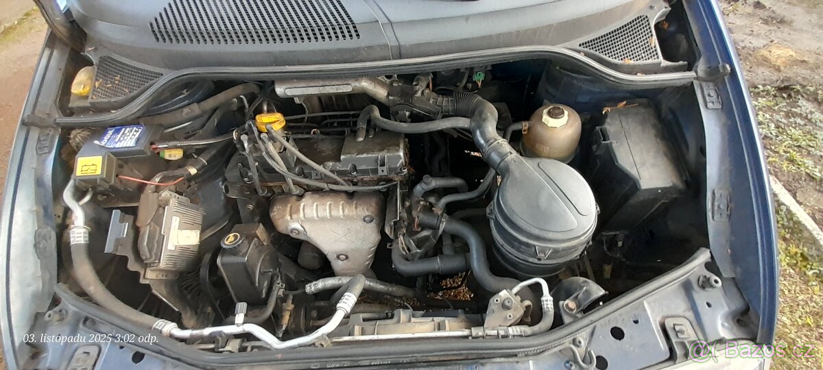 Renault megane scenic - 4