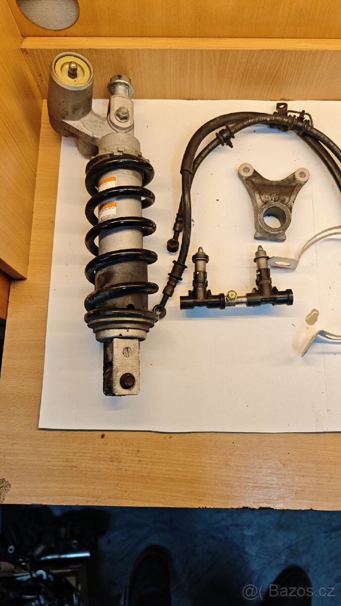 Díly Suzuki GSX-R 600/750 K1-K3 - 4