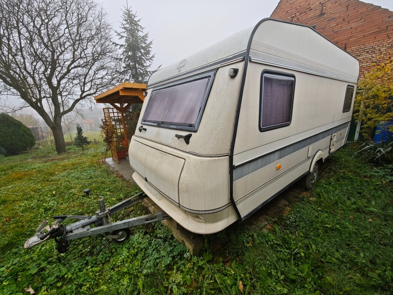 Cestovní karavan HOBBY 470 Classic pro 4 osoby - 4