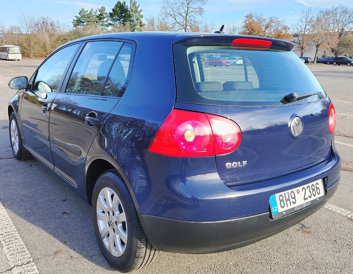 Prodám Volkswagen Golf 5 po servise, STK, v pěkném stavu - 4