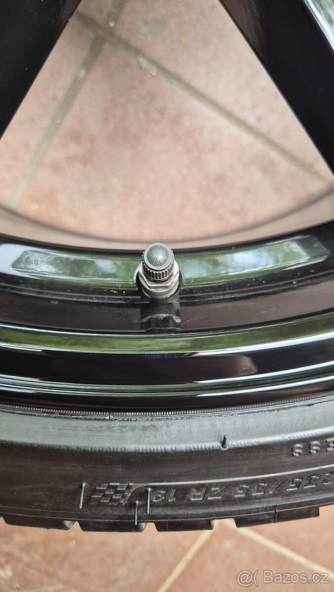 Japan Racing JR 30 5x114,3 R19 - 4