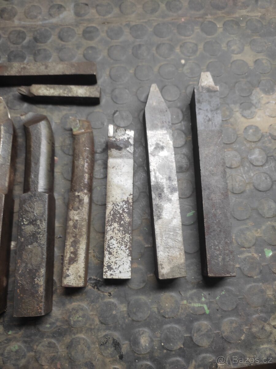 Nože do soustruhu - 4
