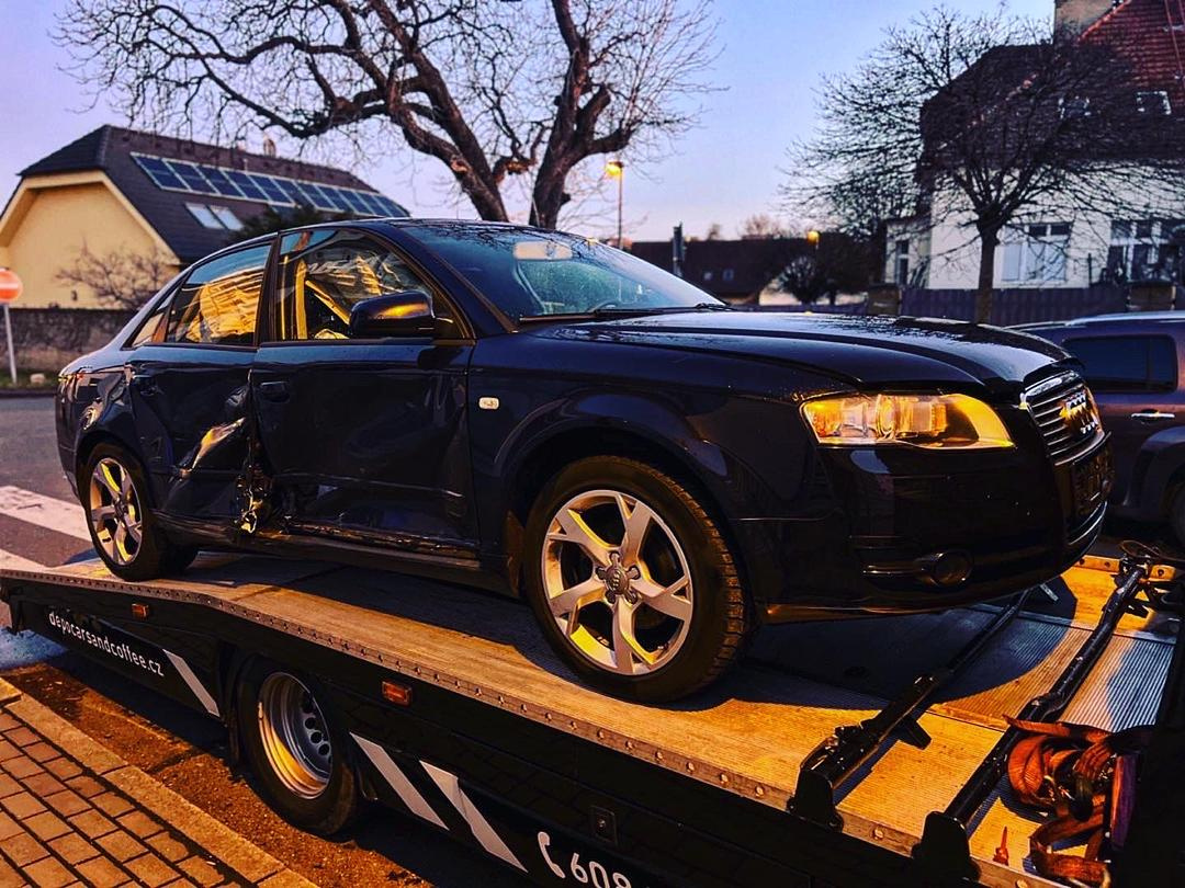 Veškeré náhradní díly Audi A4 B7 8E sedan 2007 BPW JZU LY5K - 4