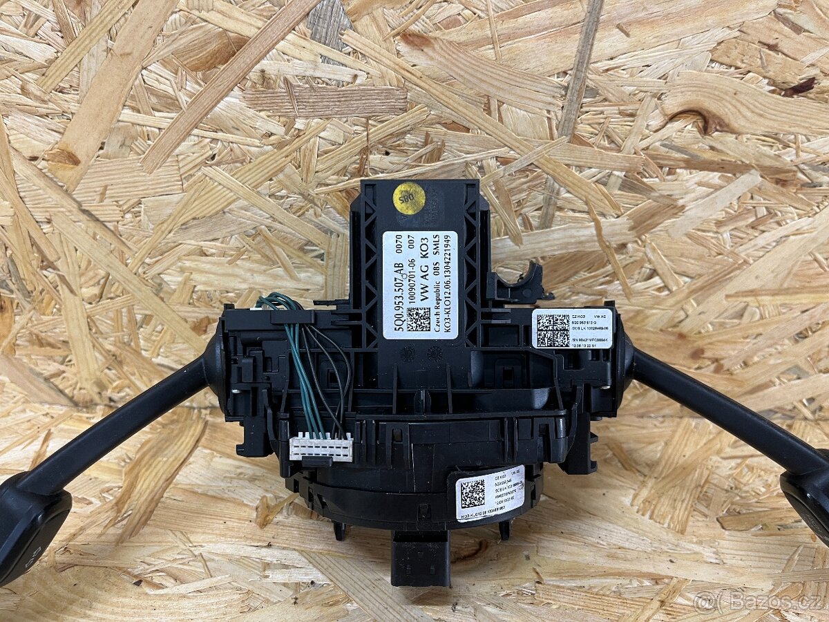 KOMPLETNÍ PÁČKY VOLANTU ŠKODA OCTAVIA 3 5Q0953507AB - 4