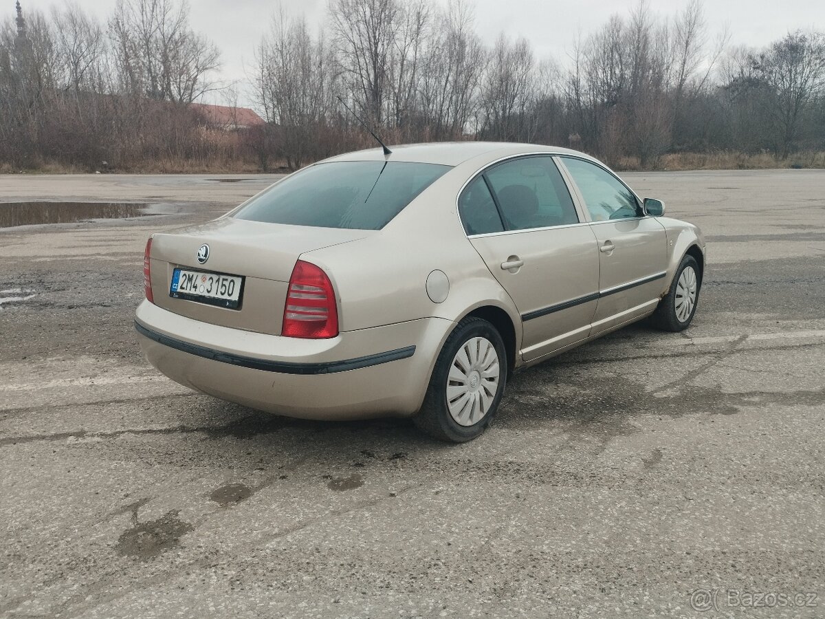 Škoda Superb 1.9Tdi 96kw - 4