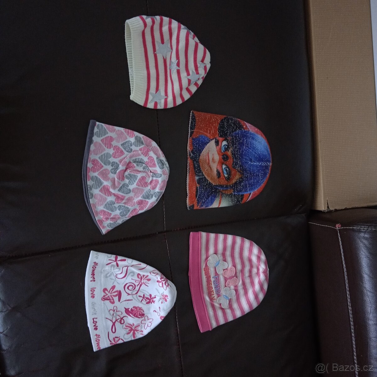 Dětské čepičky jaro/zima vel. cca 1 rok - 4