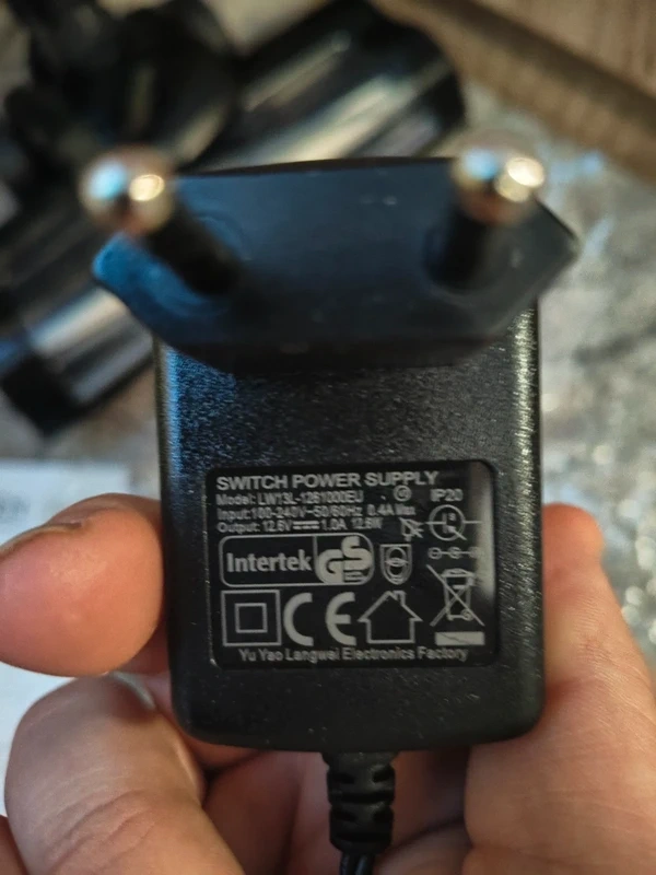 Bezsáčkový vysavač - 4