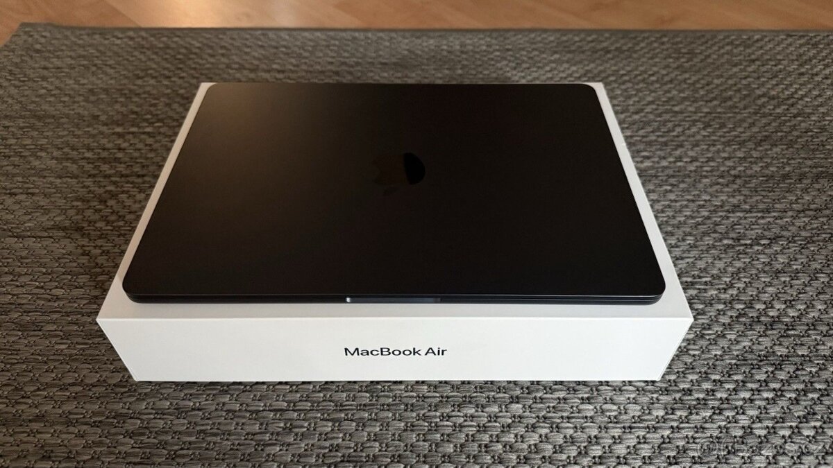 Apple MacBook Air 13,6" 256GB SSD M2 8GB Midnight - 4