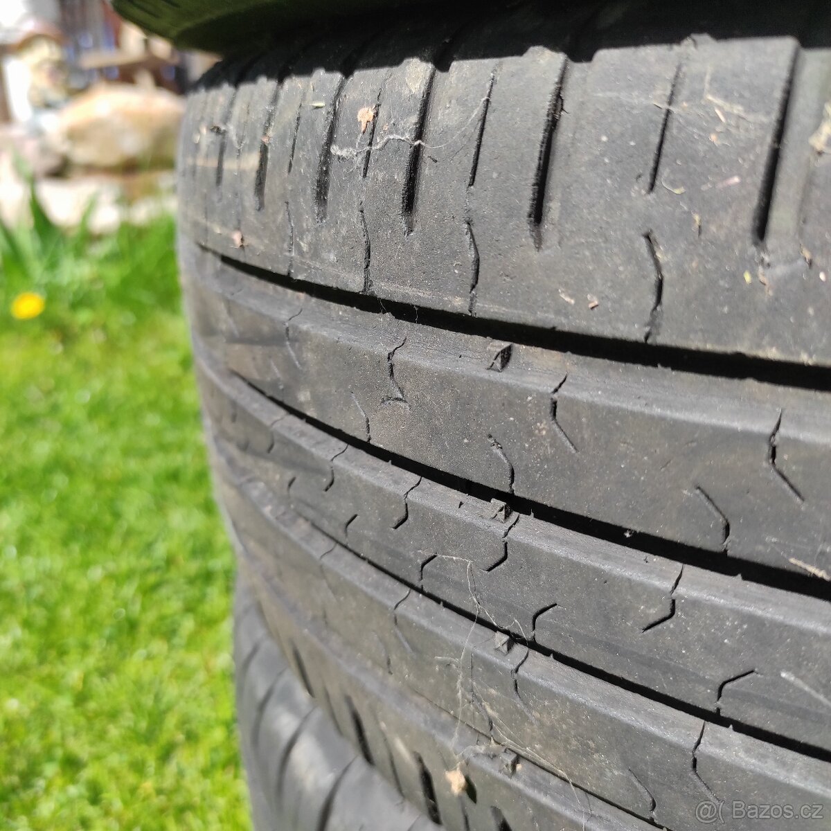 Pneu 215/60 R16 - 4