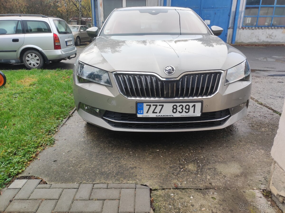 Škoda Superb - 4
