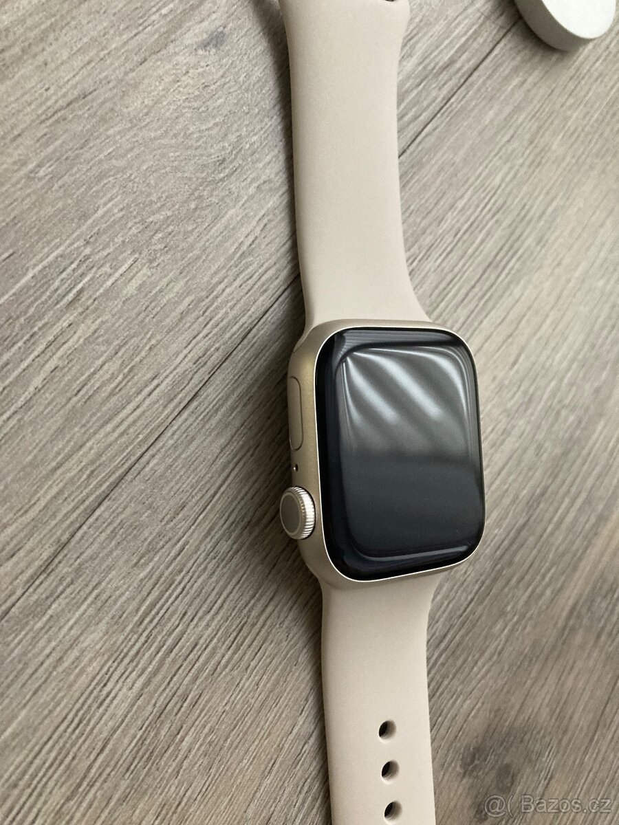 Apple Watch 8 - 4