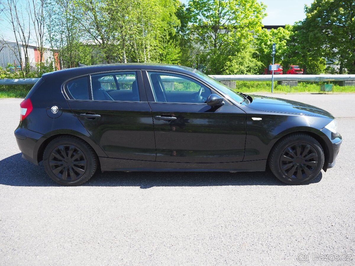 BMW Řada 1 116i KLIMA, vyhř. sedadla - 4