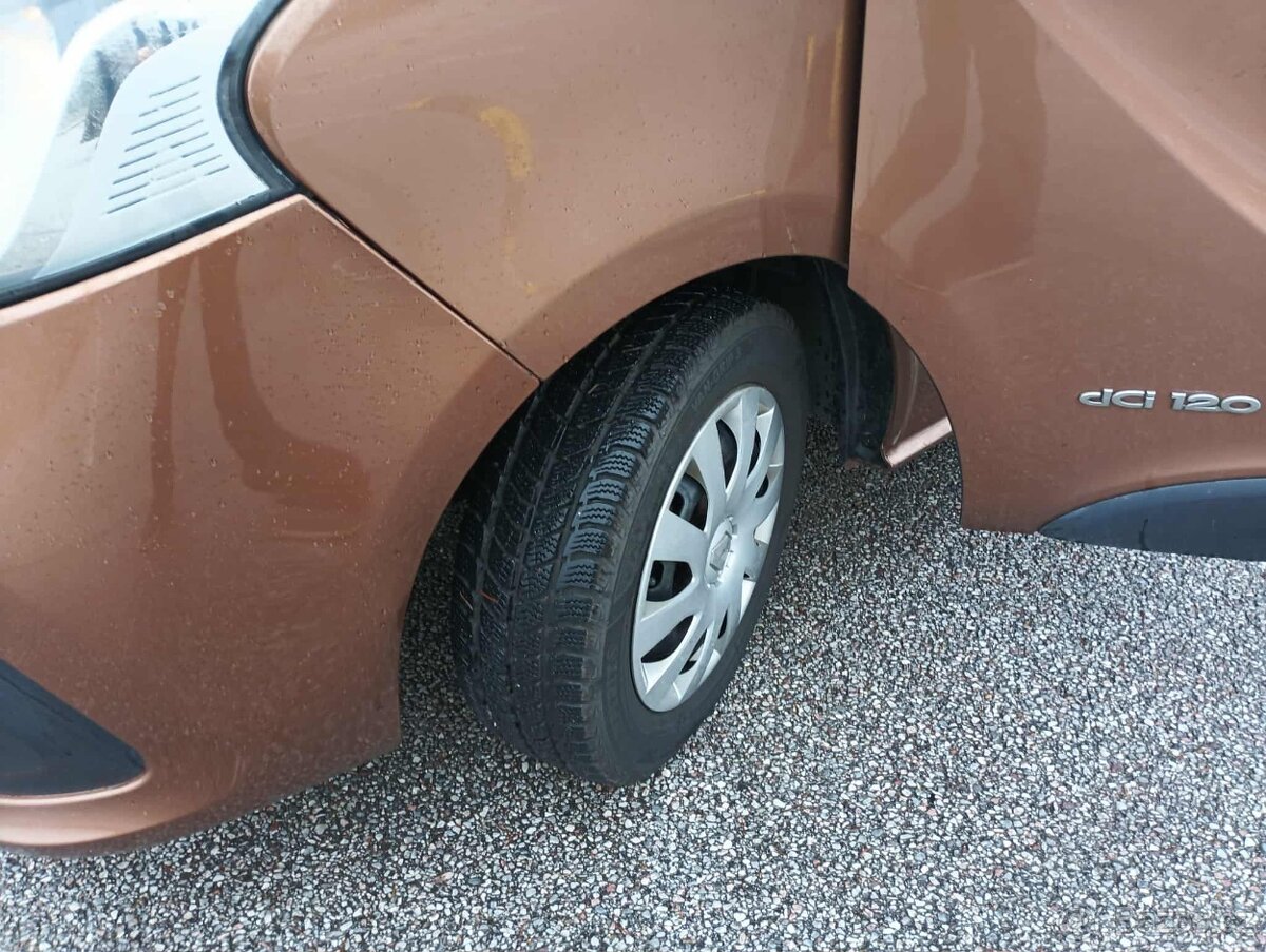 Renault Trafic 1,6 dCi 8míst - 4