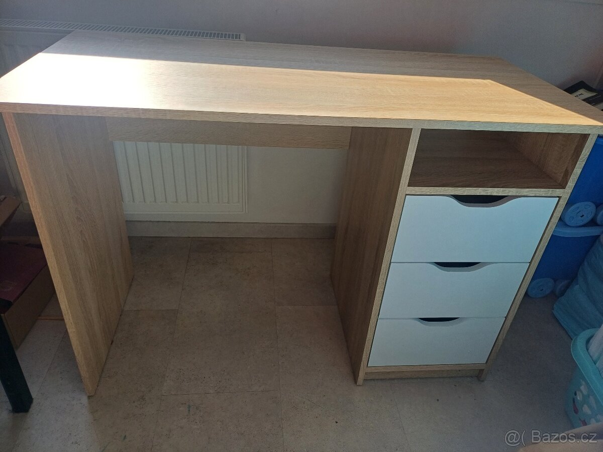 Dětský psací stůl - 4