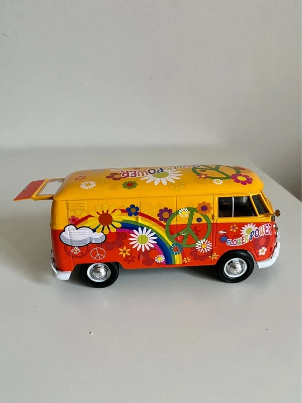 VW Hippie bus/ model - 4