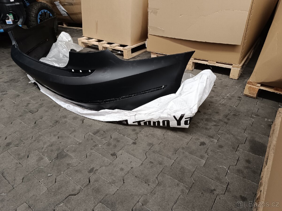 Zadní nárazník na VW Passat B8 - 4