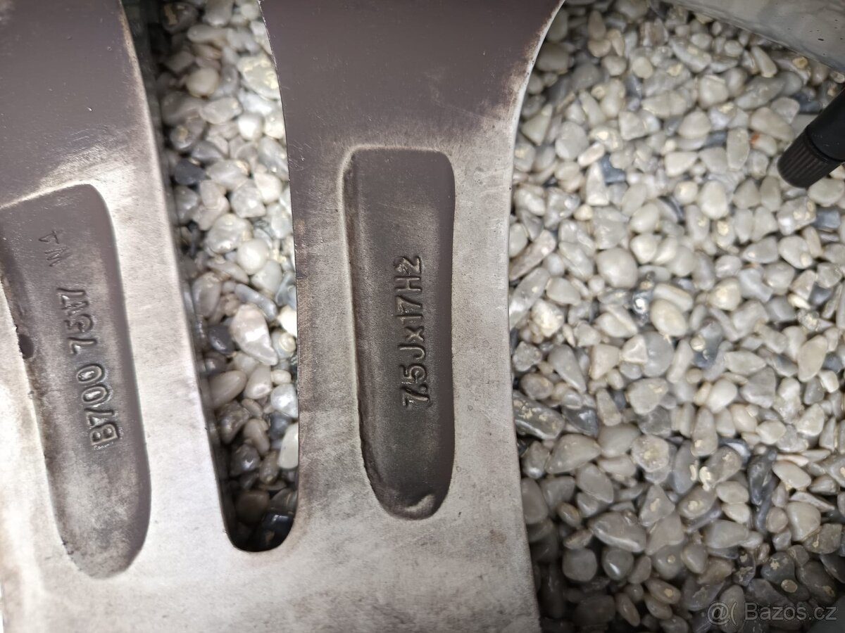ALU kola R 17 - 4