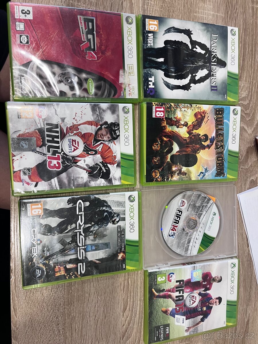 Xbox 360 + 2 ovladače + hry - 4