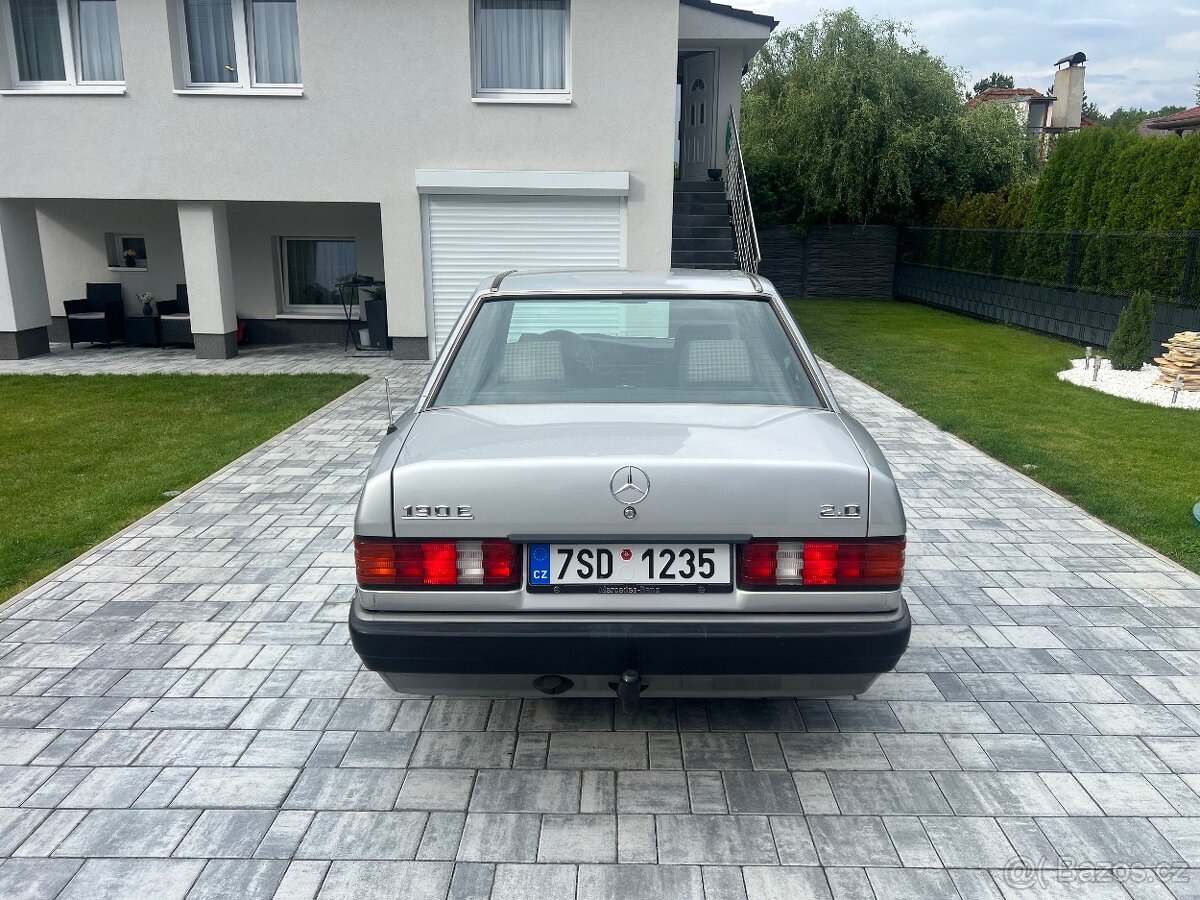 Mercedes 190E Automat - 4