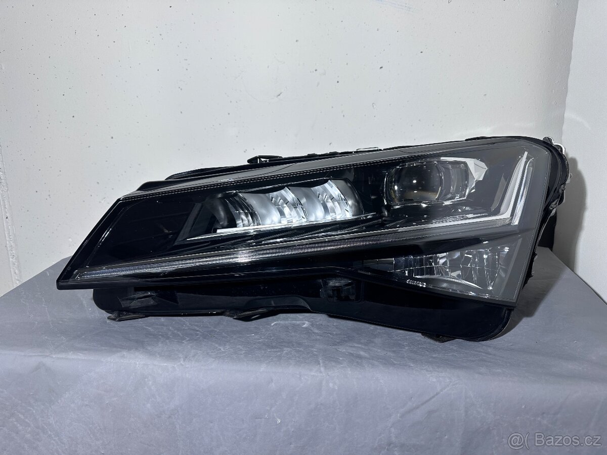 Škoda Superb 3 matrix - TOP STAV - 4