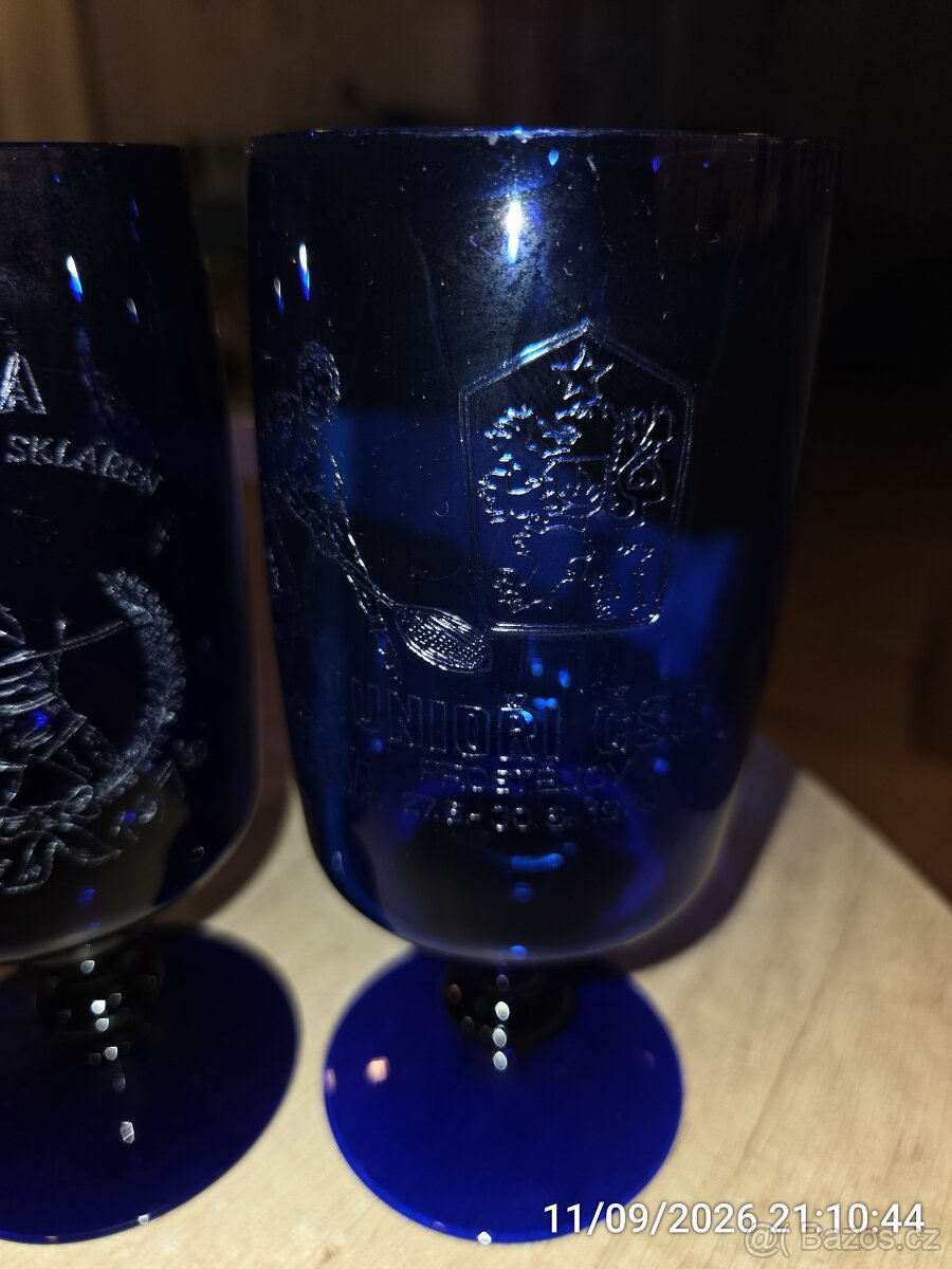 Modré kobaltové sklo - skleničky - Květná - 4