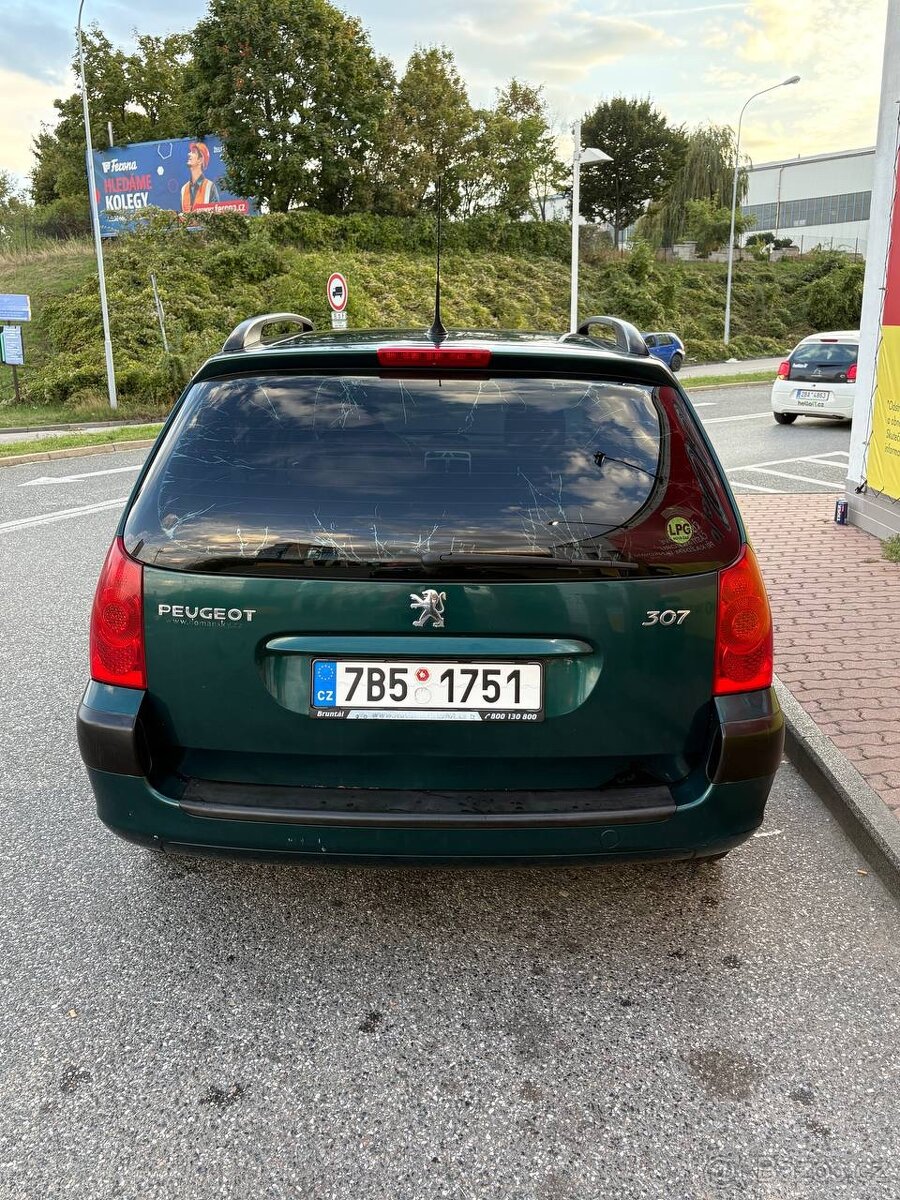 Peugeot - 4