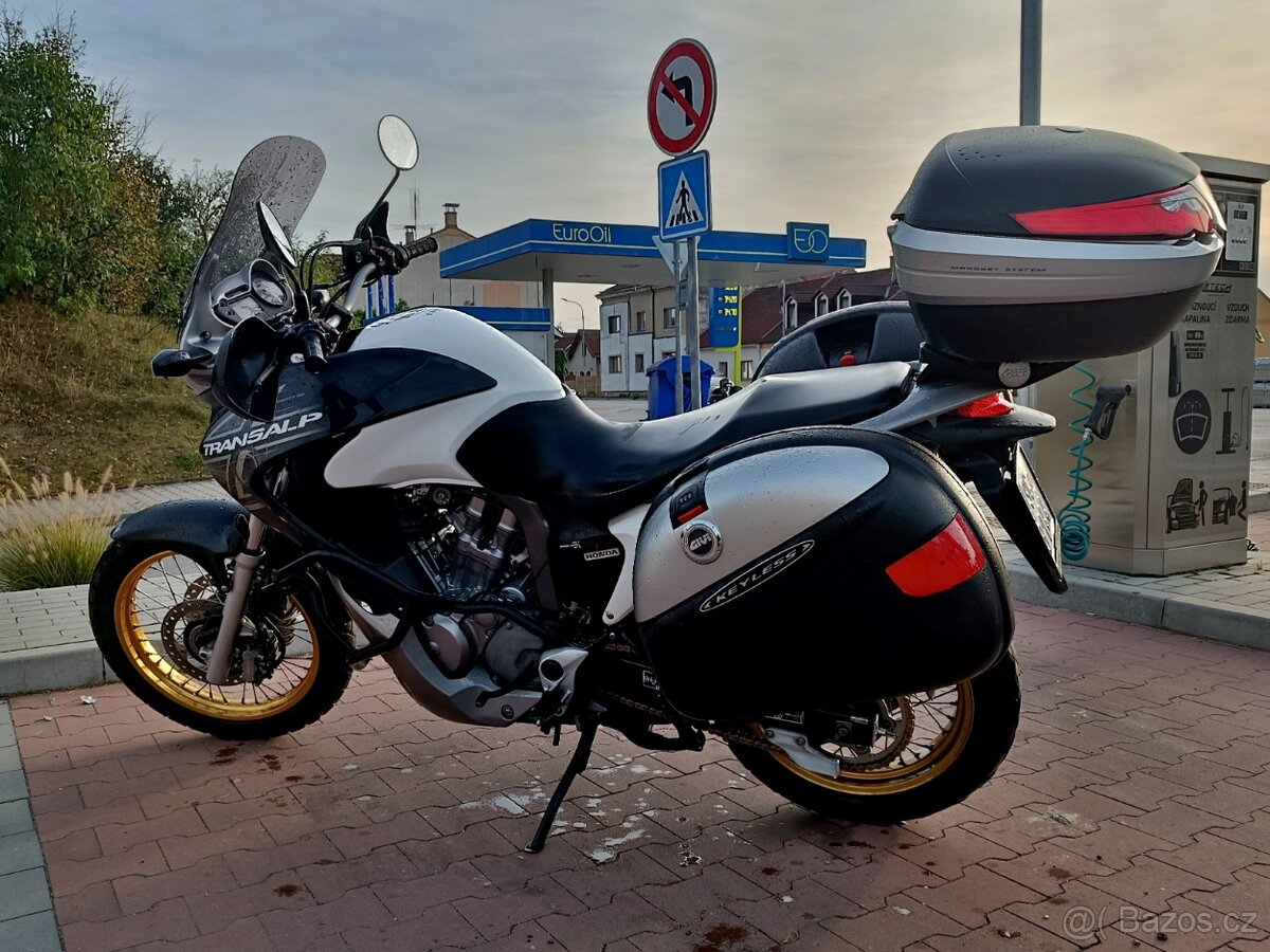 Honda XL 700 Transalp - 4