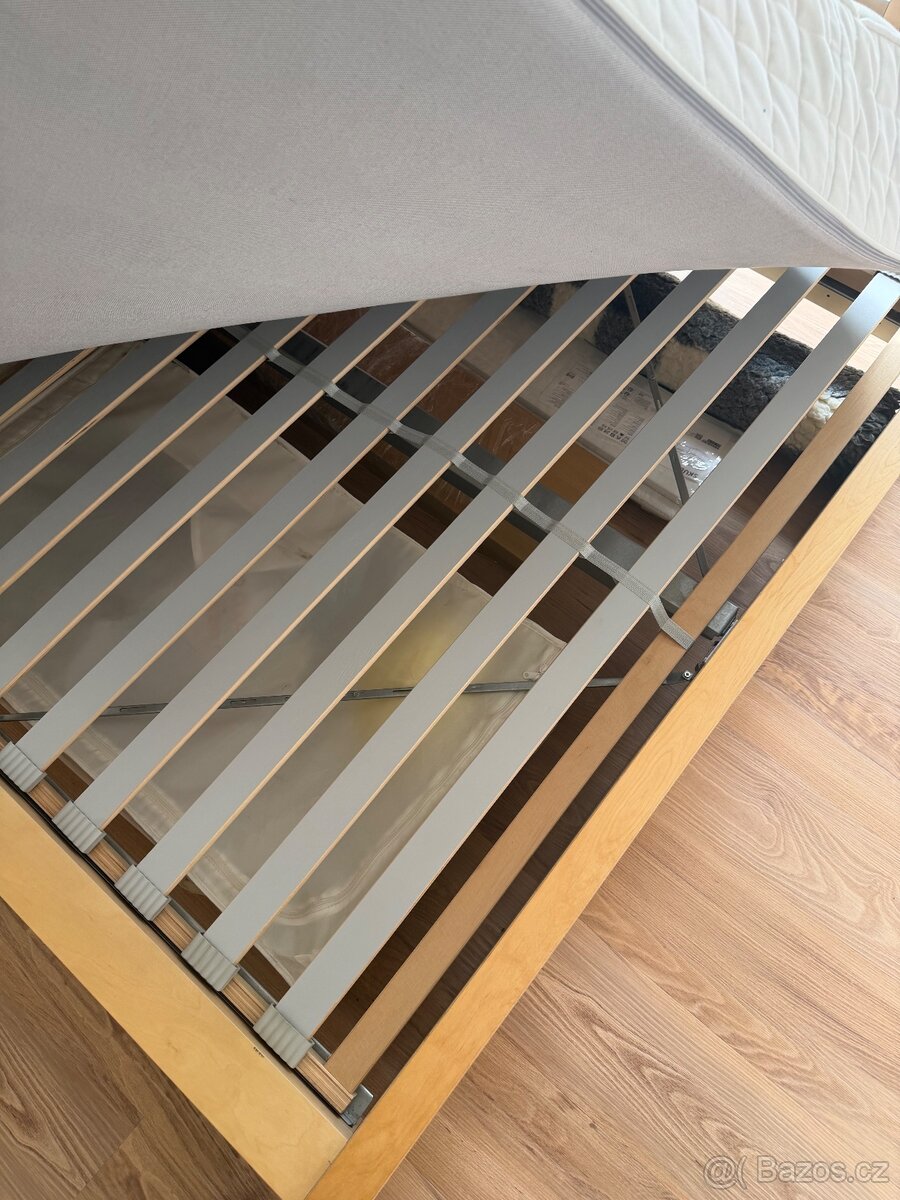 Postel MALM s roštem a matrací - 4