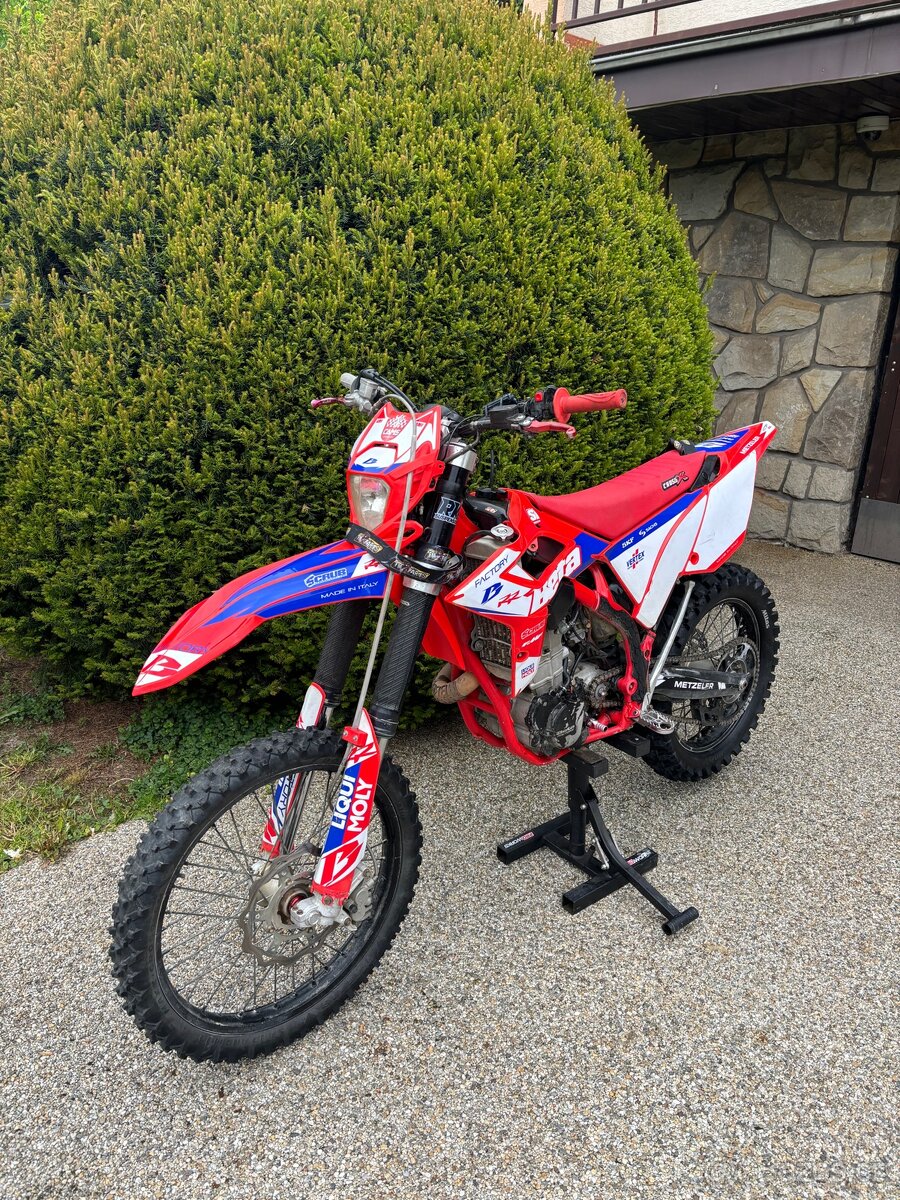 Beta 450