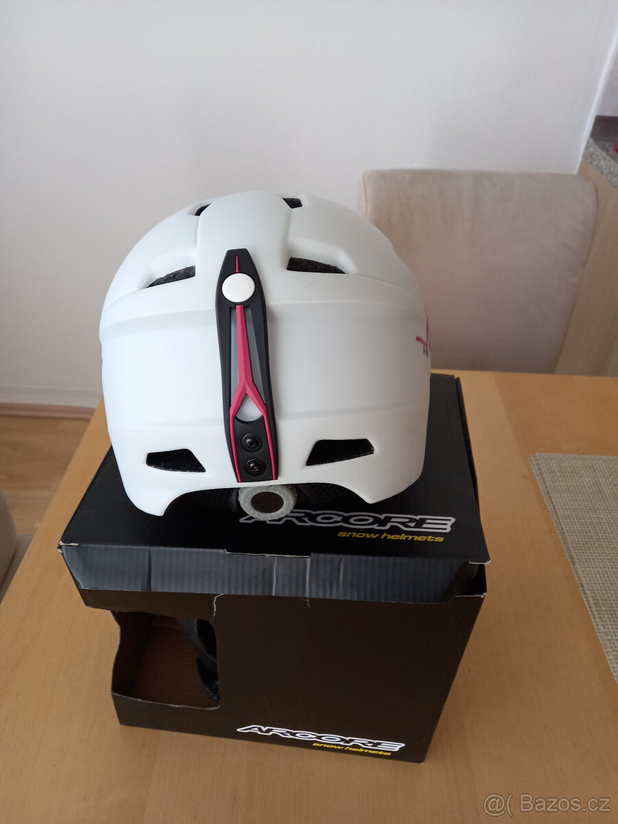 Lyžařská přilba - 4