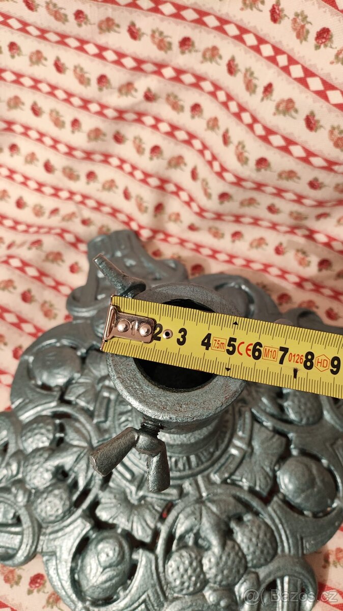 Starožitný stojan na vánoční stromek. - 4