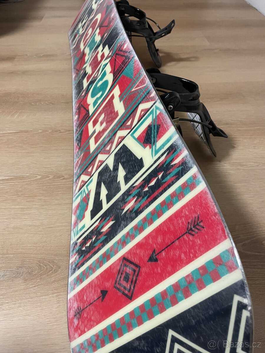 Snowboard 155 cm + vázání flow - 4