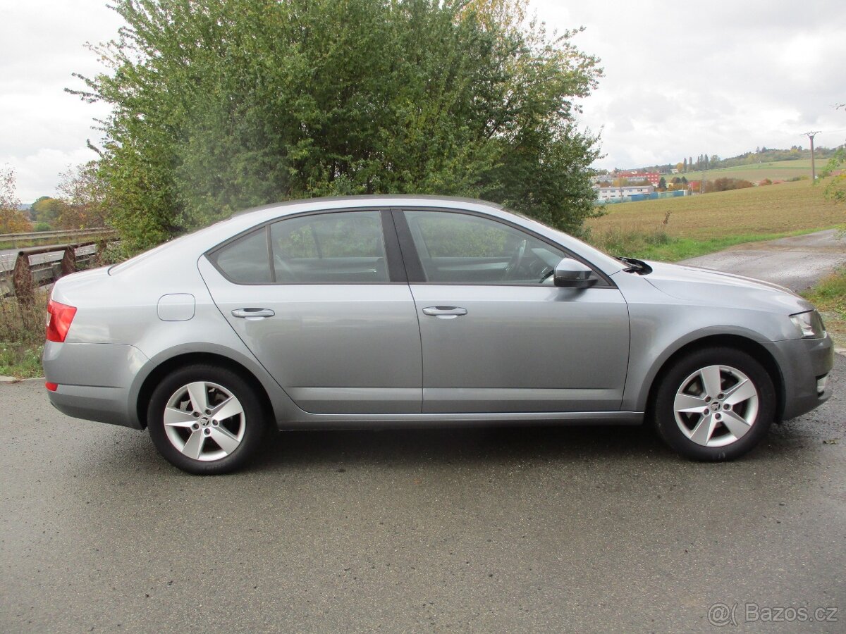 Škoda Octavia III 1.2 TSi77tKM AMBITION - 4