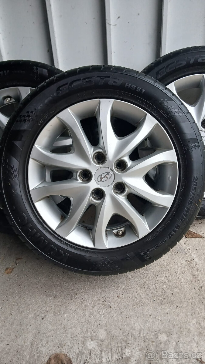 Letní kola disky hyundai i30 i40 6.0JxR16 ET50 5X114,3 - 4