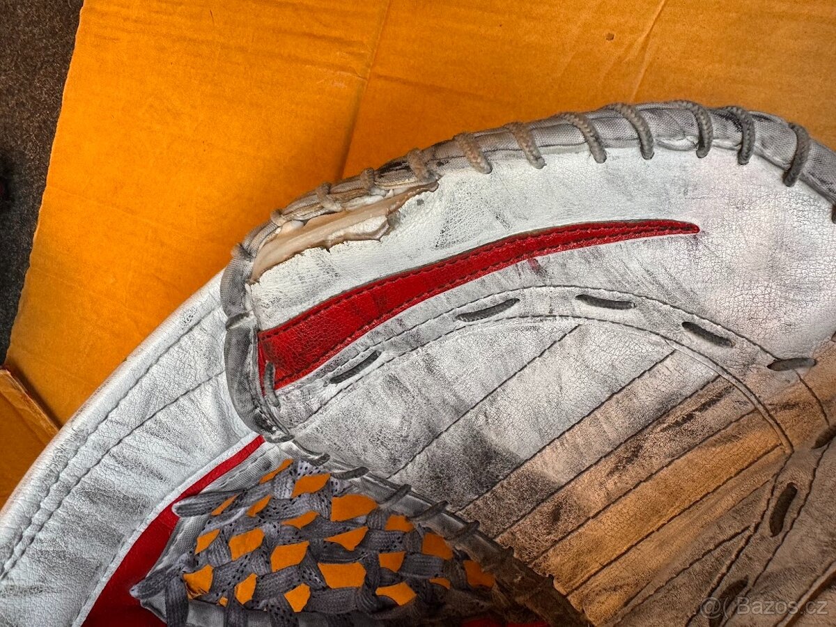 BRANKÁŘSKÁ LAPAČKA A VYRÁŽEČKA VAUGHN VENTUS SR. - 4