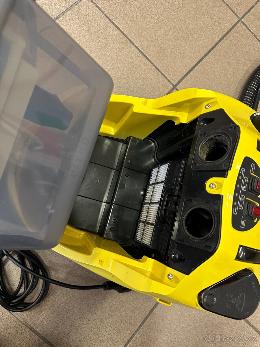 Kärcher SV 7 vakuový parní čistič - 4