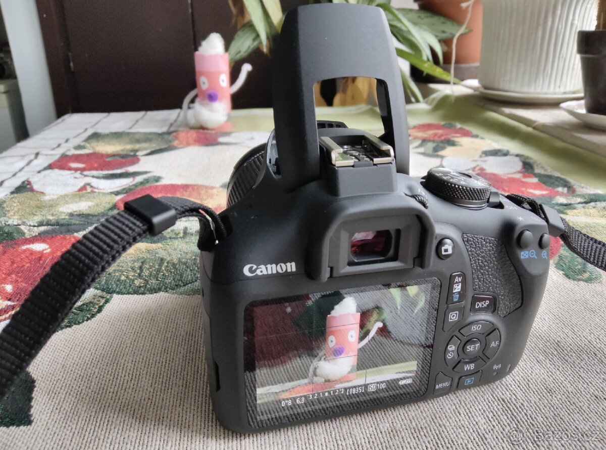 CANON EOS 2000D - 4