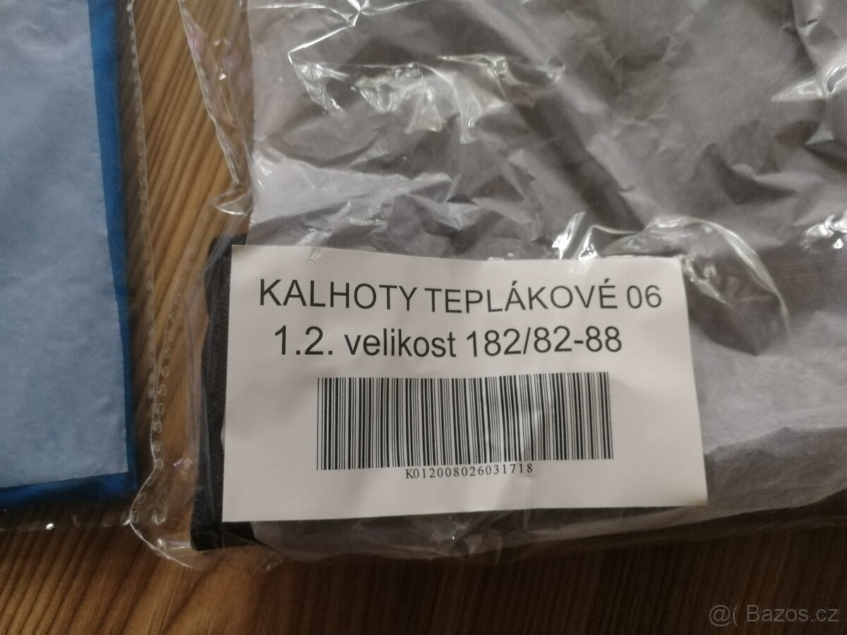 Tepláková souprava AČR (kalhoty, bunda, triko) vel. 182 - 4