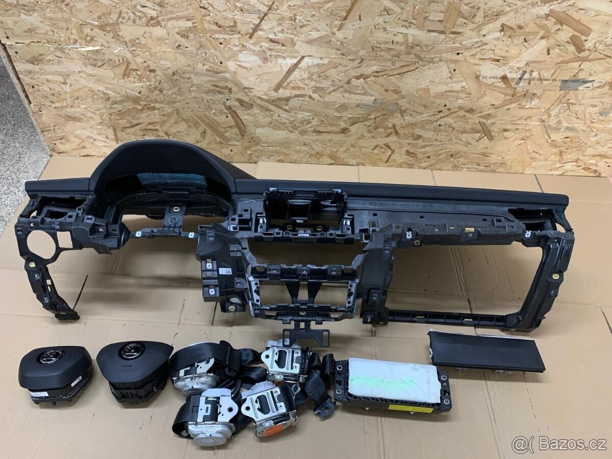 Airbagy, pásy, palubní deska Škoda Kamiq, Scala - 4