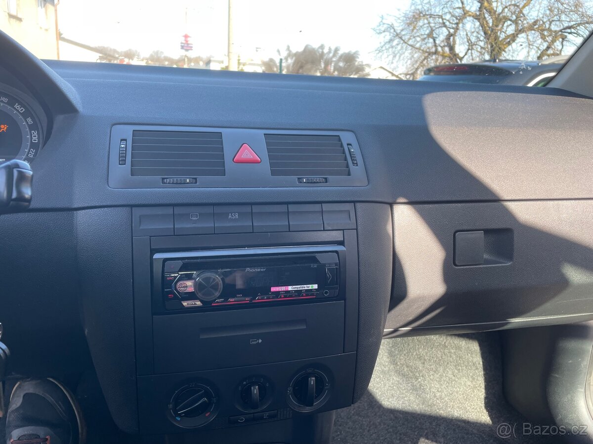 Škoda Fabia 1,4 TDi, 2004 - 4