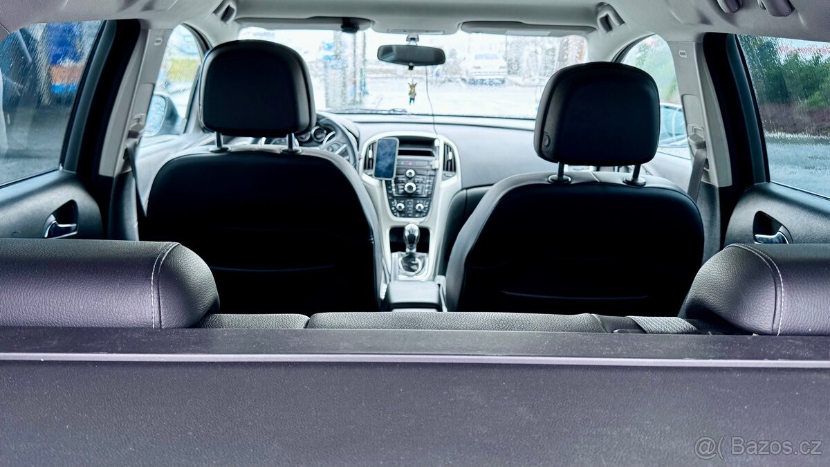 Prodej Opel Astra 2012 - 4